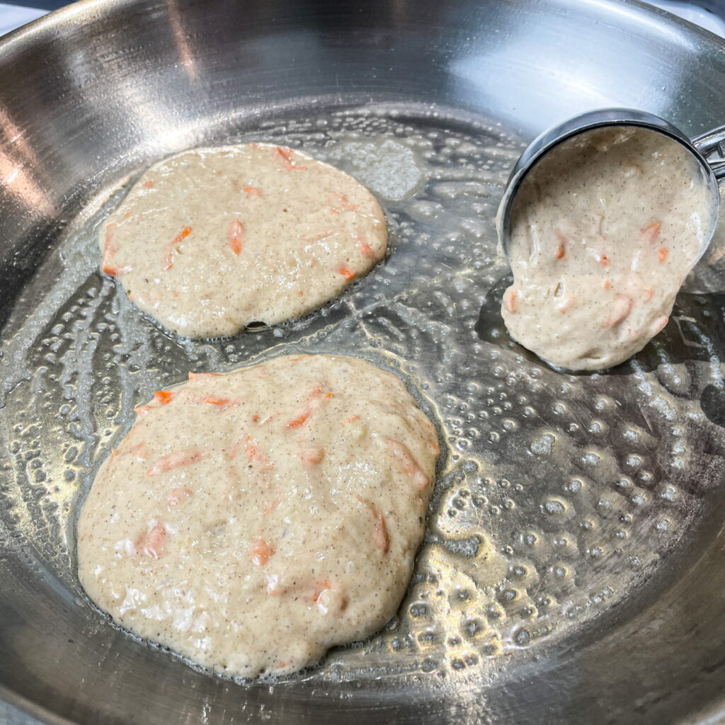 carrot cake pancakes