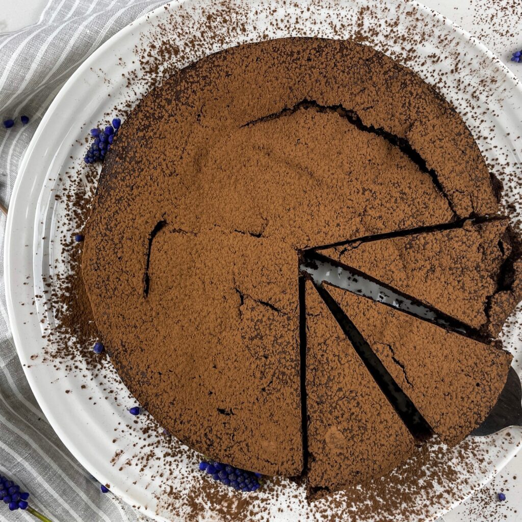Fallen chocolate soufflé cake