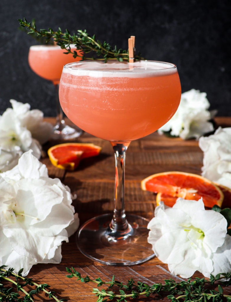 grapefruit thyme cocktail