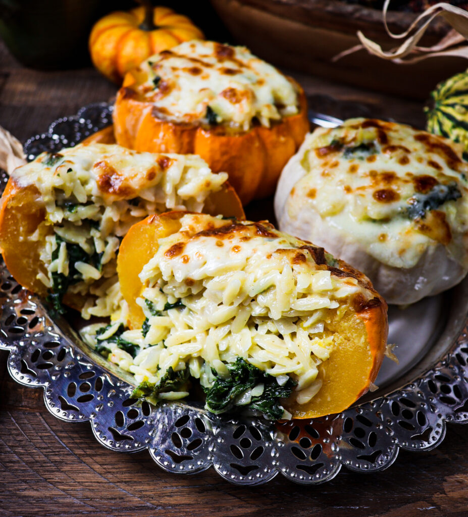 cheesy orzo
stuffed pumpkins